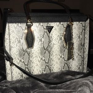 Guess purse